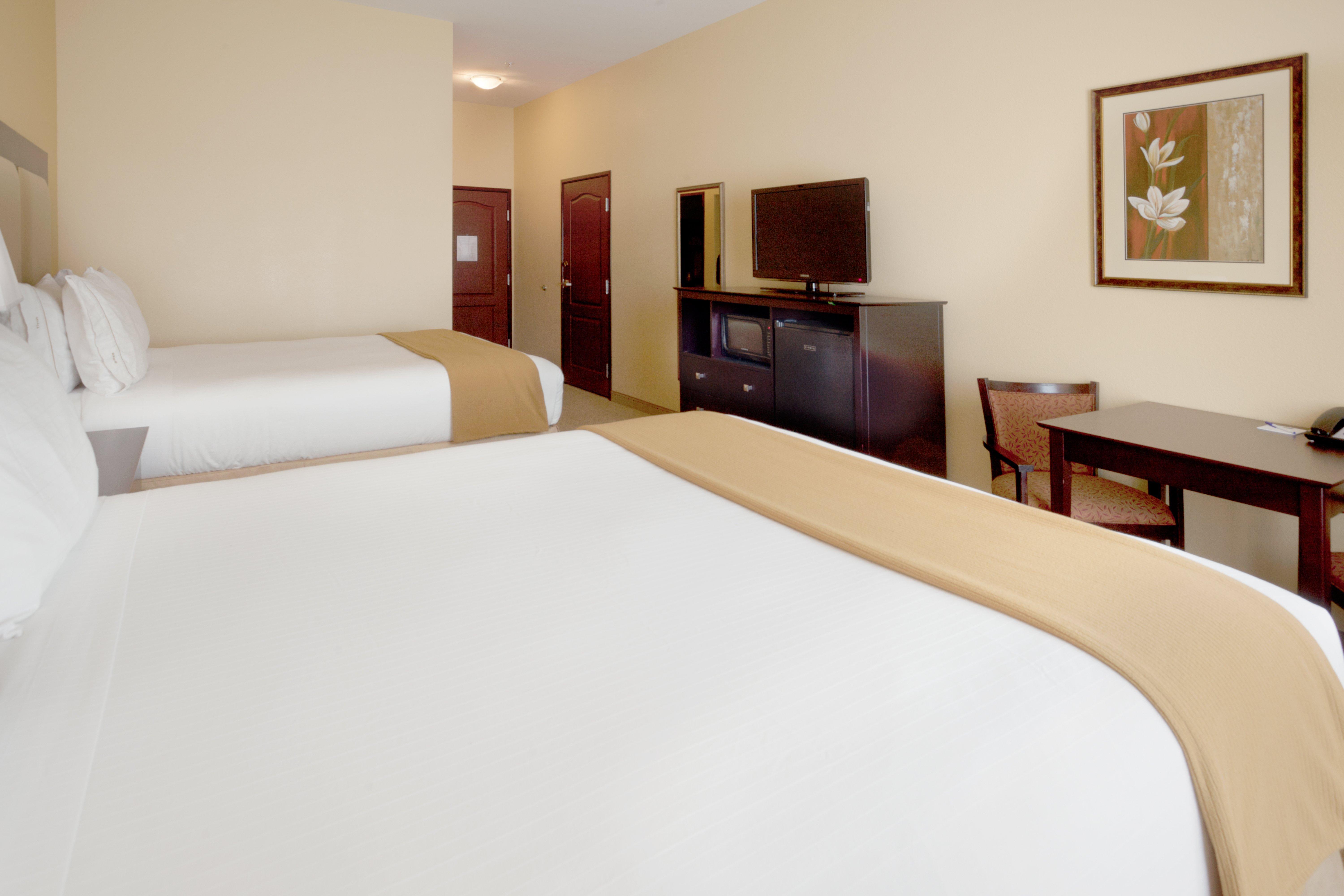 Holiday Inn Express Georgetown By Ihg Exterior photo