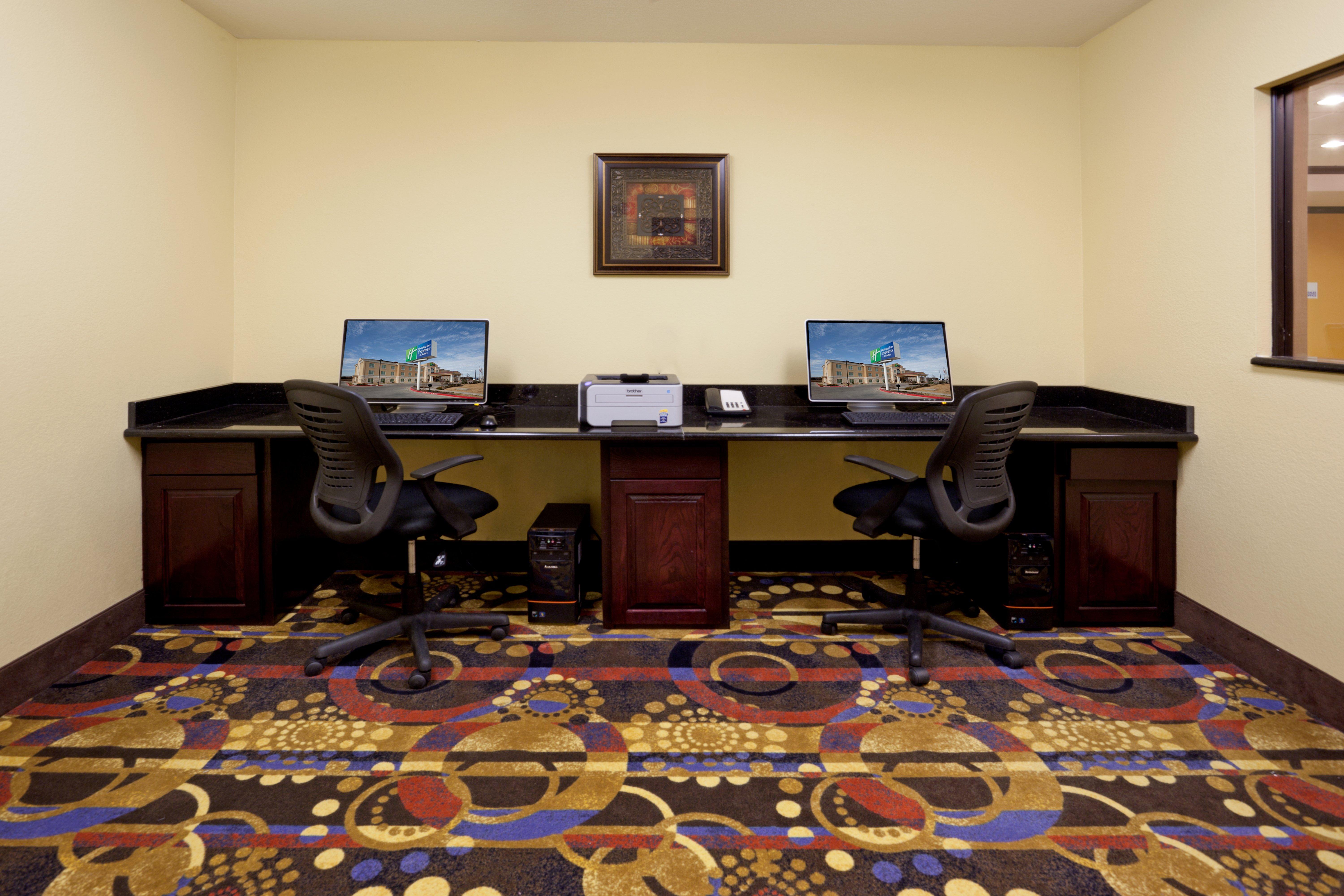 Holiday Inn Express Georgetown By Ihg Exterior photo